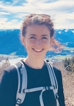 Dr. Juli Singer